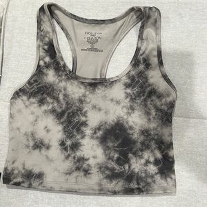 grey cropped sports tank